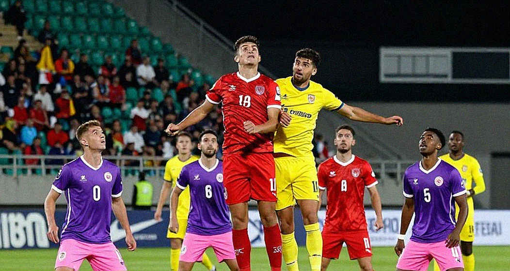 খালি স্কোরশিটের পাঠ: যখন ফুটবল বিশ্লেষণ বলে 'তথ্য নেই'