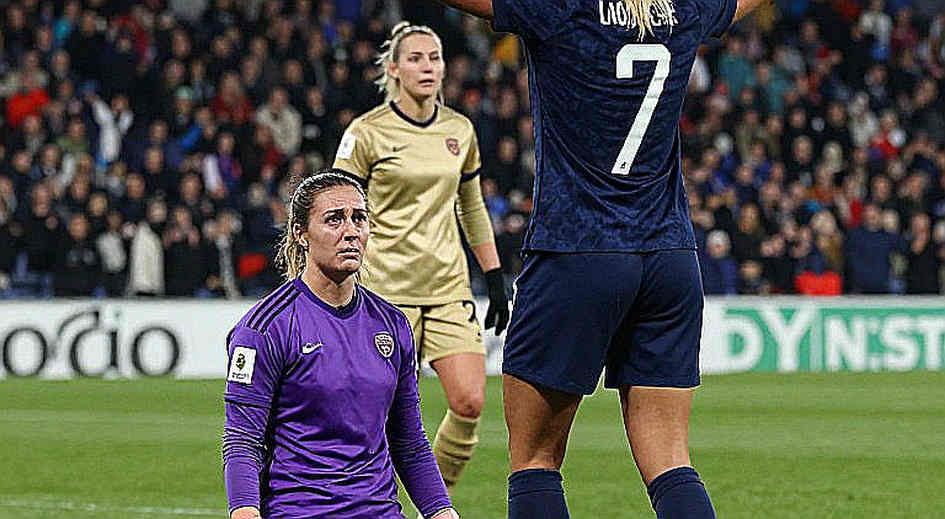 ডানকান ফার্গুসন গ্লেনটোরানে: পাঁচ সপ্তাহের খোঁজ যেখানে ফুটবলকে ছাপিয়ে গেছে বাজার